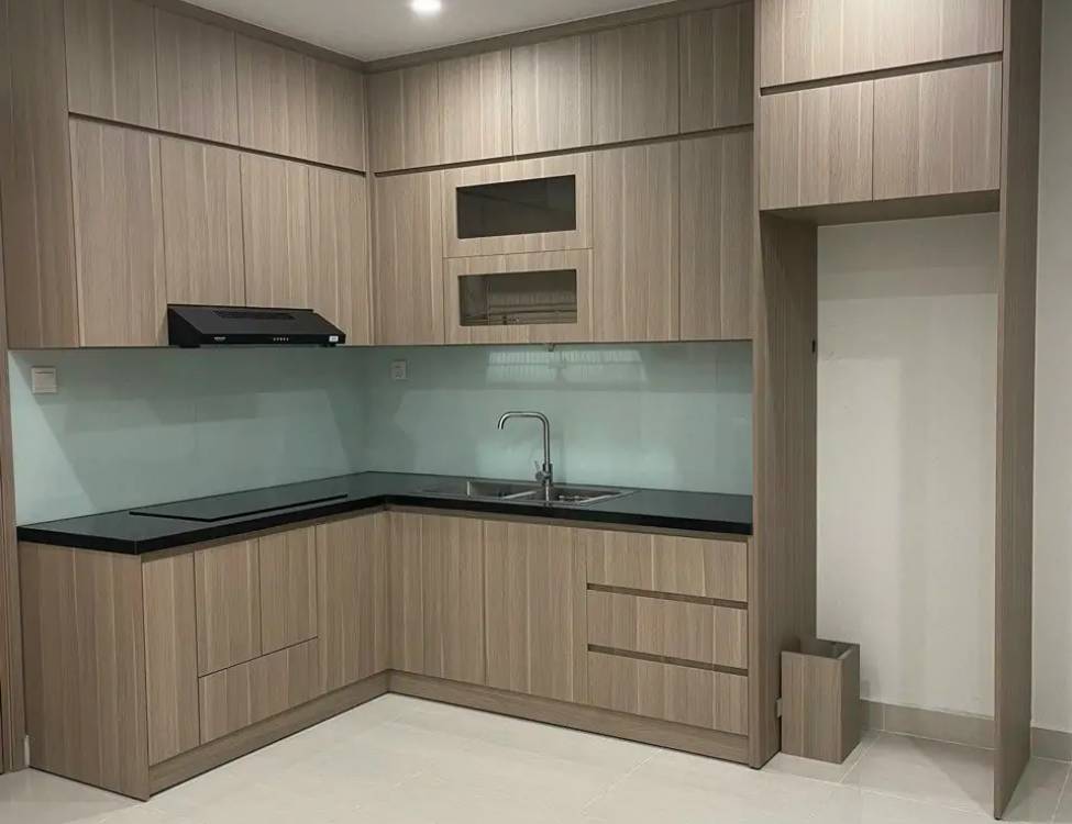 Cách tính & tối ưu báo giá thi công tủ bếp gỗ HDF chính xác